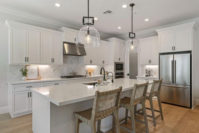 1547 Van Ruiten Dr, Lodi, CA 95242