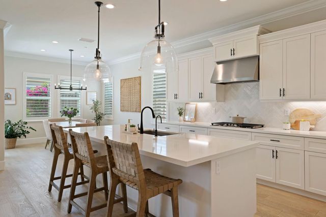 1547 Van Ruiten Dr, Lodi, CA 95242