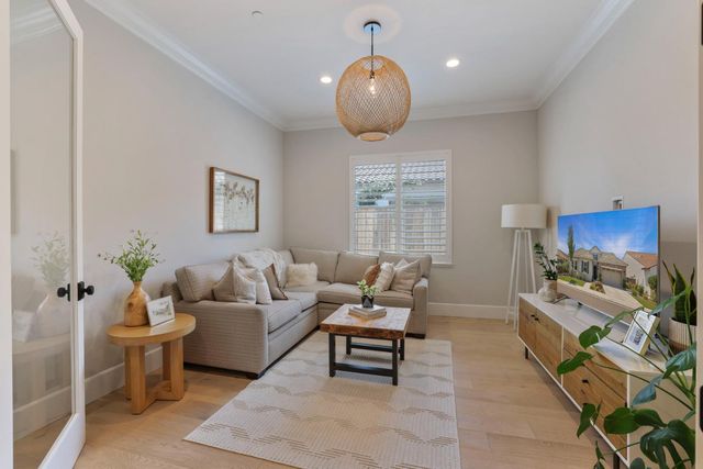1547 Van Ruiten Dr, Lodi, CA 95242