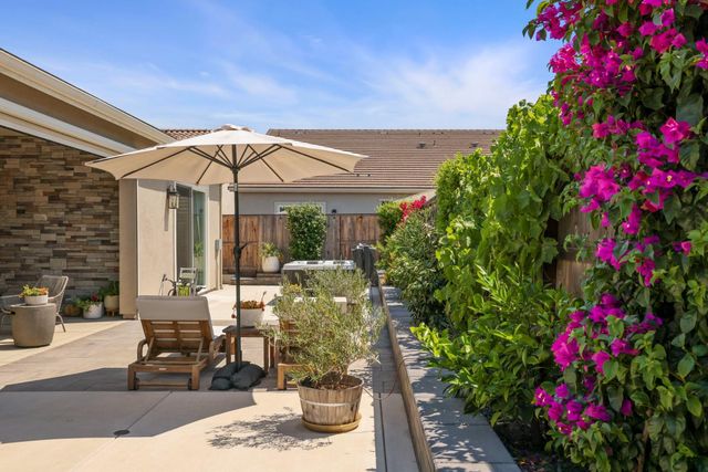 1547 Van Ruiten Dr, Lodi, CA 95242