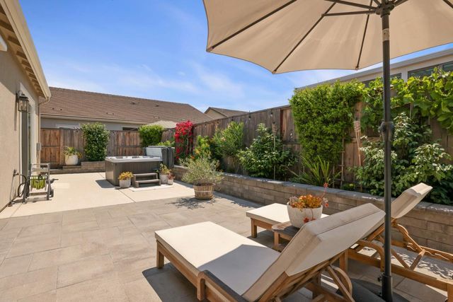 1547 Van Ruiten Dr, Lodi, CA 95242