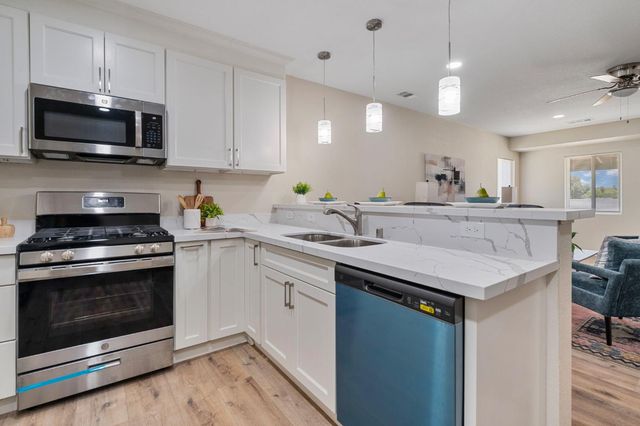 3514 N Cherryland Ave, Stockton, CA 95215