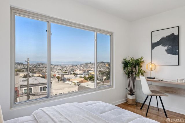 423 Lakeview Avenue, San Francisco, CA 94112