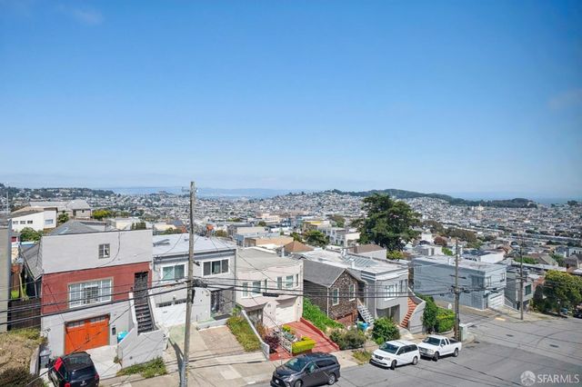 423 Lakeview Avenue, San Francisco, CA 94112