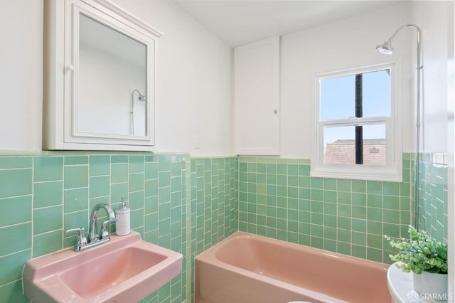 423 Lakeview Avenue, San Francisco, CA 94112