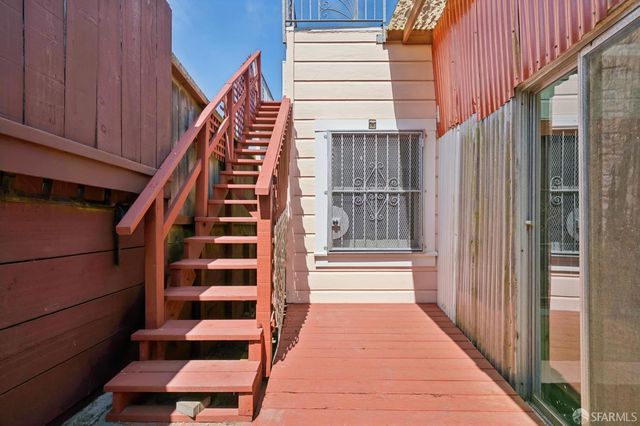 423 Lakeview Avenue, San Francisco, CA 94112