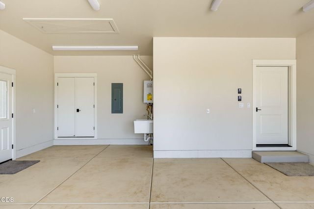 491 Autumn Hills Drive, Medford, OR 97504