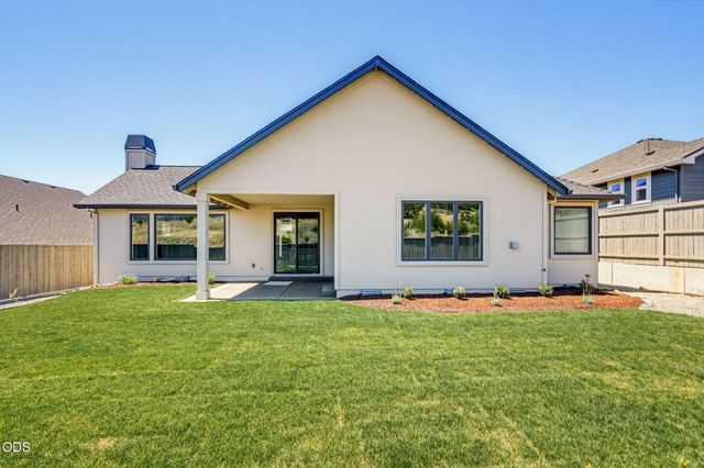 491 Autumn Hills Drive, Medford, OR 97504