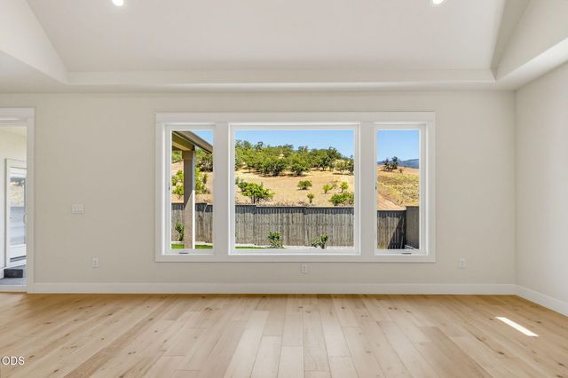 491 Autumn Hills Drive, Medford, OR 97504