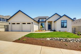 491 Autumn Hills Drive, Medford, OR 97504