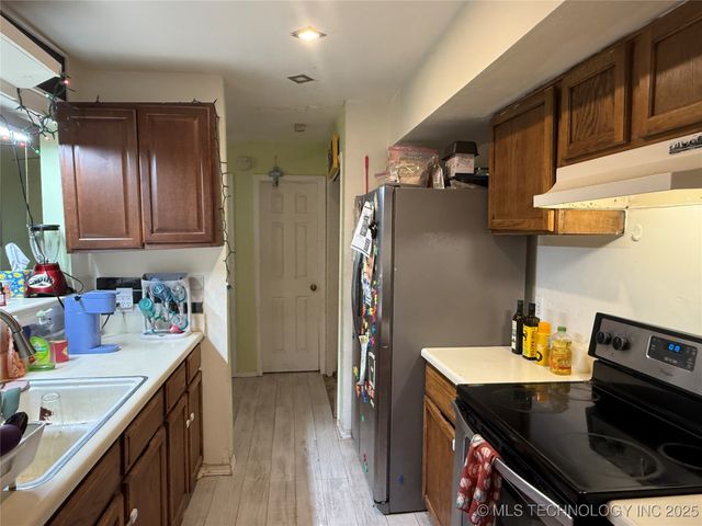 1802 E 66th Place F105, Tulsa, OK 74136