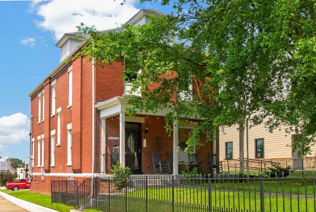 801 Franklin St, Clarksville, TN 37040