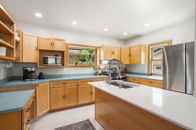 4325 N Morris BOULEVARD, Shorewood, WI 53211