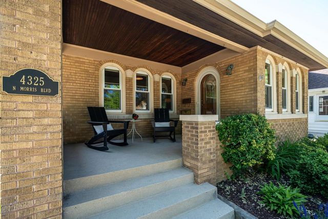 4325 N Morris BOULEVARD, Shorewood, WI 53211