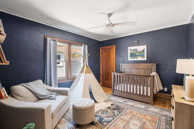 4325 N Morris BOULEVARD, Shorewood, WI 53211