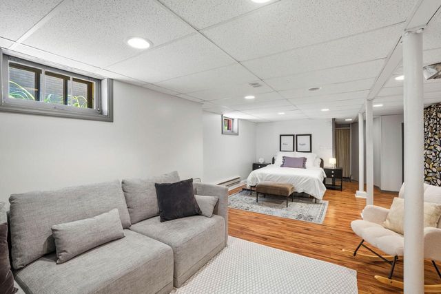 4325 N Morris BOULEVARD, Shorewood, WI 53211