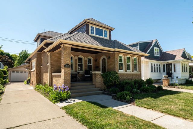 4325 N Morris BOULEVARD, Shorewood, WI 53211