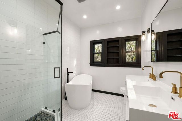 1116 -1118 S Highland Avenue, Los Angeles, CA 90019