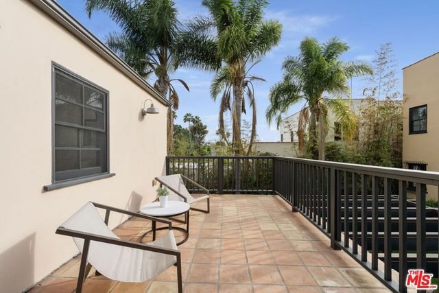 1116 -1118 S Highland Avenue, Los Angeles, CA 90019