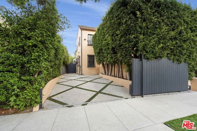 1116 -1118 S Highland Avenue, Los Angeles, CA 90019