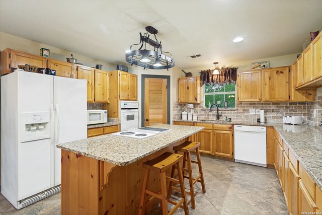 26371 Dull Knife Trl, San Antonio, TX 78255