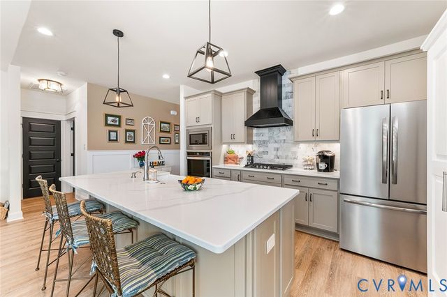 16819 Laurel Park Dr, Moseley, VA 23120