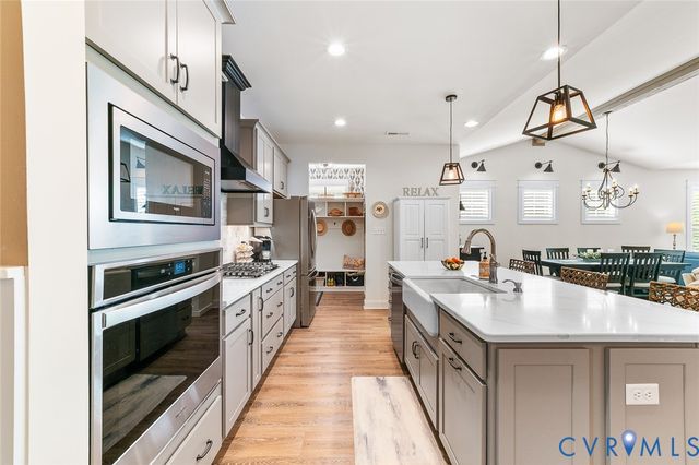 16819 Laurel Park Dr, Moseley, VA 23120