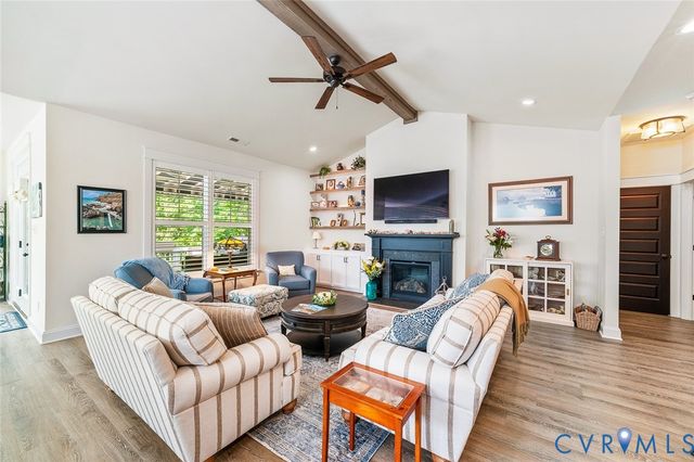 16819 Laurel Park Dr, Moseley, VA 23120