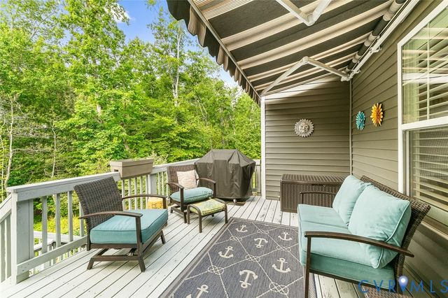 16819 Laurel Park Dr, Moseley, VA 23120