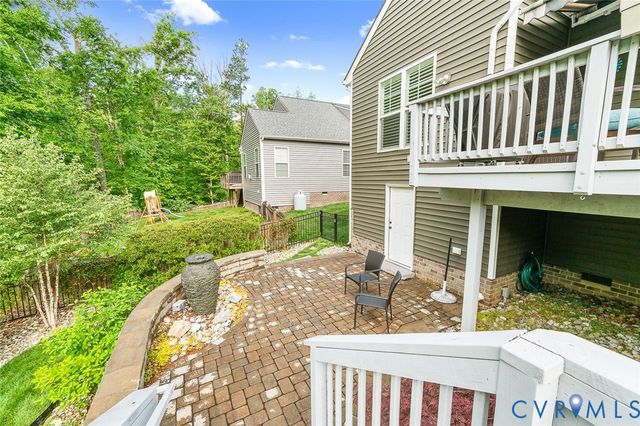 16819 Laurel Park Dr, Moseley, VA 23120