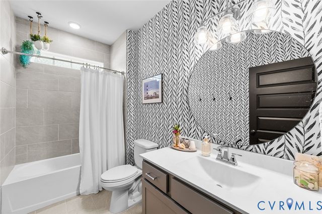 16819 Laurel Park Dr, Moseley, VA 23120