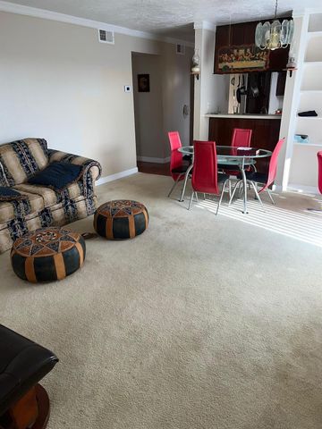 10555 Turtlewood Court 1006, Houston, TX 77072