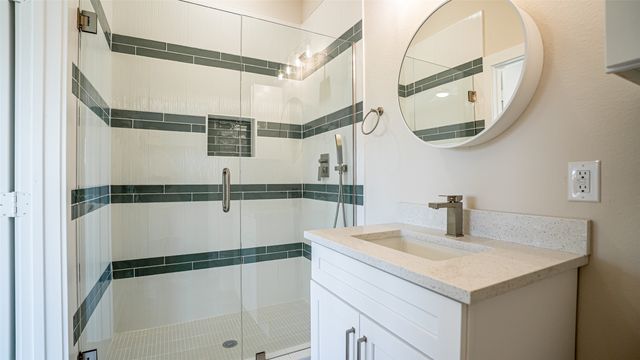 5426 Van Horn Drive, Granbury, TX 76048