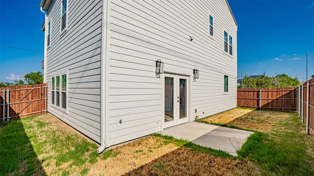 5426 Van Horn Drive, Granbury, TX 76048