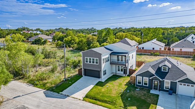 5426 Van Horn Drive, Granbury, TX 76048