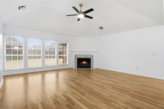 5012 S 195th East Court, Broken Arrow, OK 74014