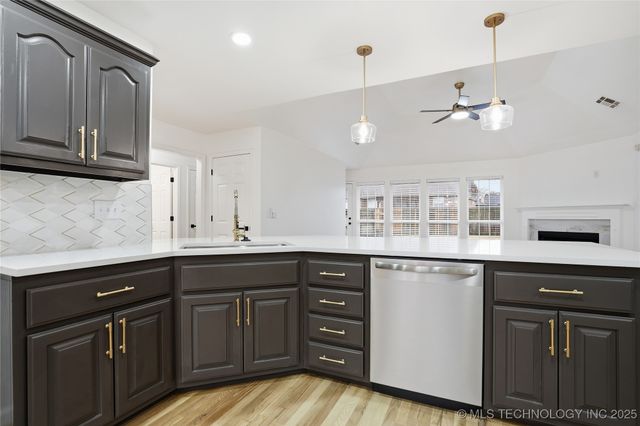 5012 S 195th East Court, Broken Arrow, OK 74014