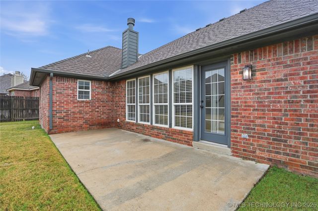5012 S 195th East Court, Broken Arrow, OK 74014