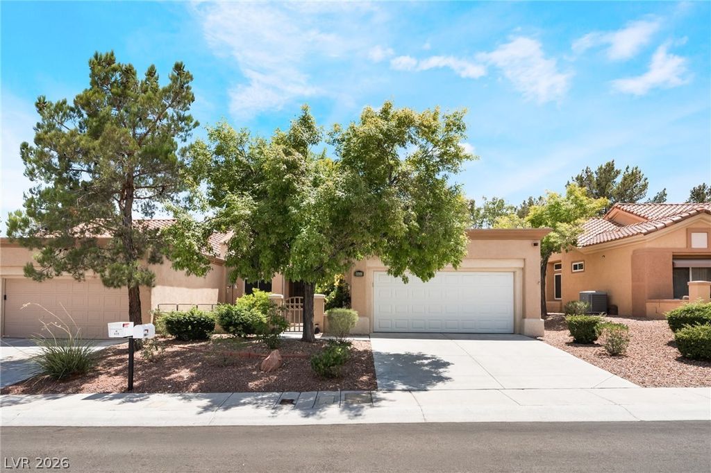 9333 Fresh Spring Drive, Las Vegas, NV 89134 — photo 2