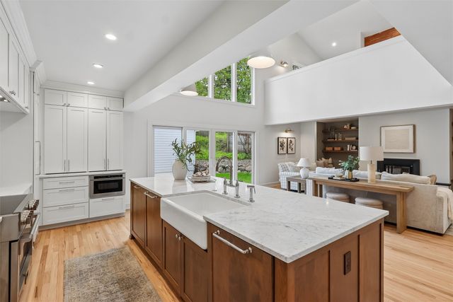 339 45th Street, Des Moines, IA 50312