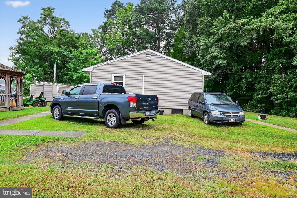 351 WILSON RD, Grasonville, MD 21638