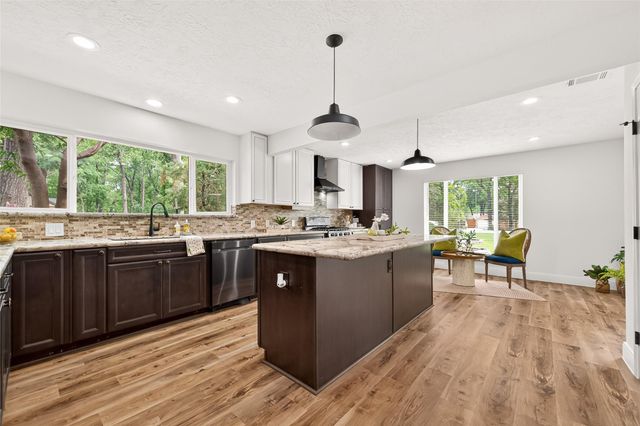 25915 Maplewood Drive, Spring, TX 77386