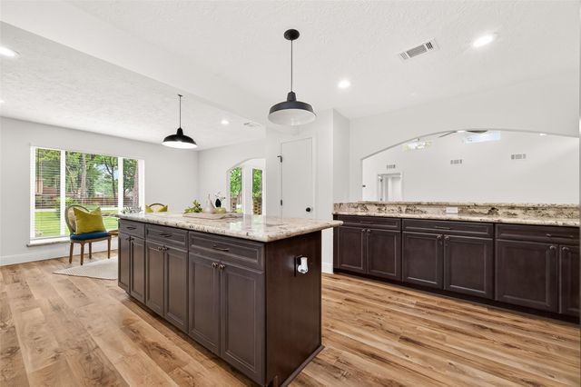 25915 Maplewood Drive, Spring, TX 77386