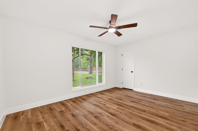 25915 Maplewood Drive, Spring, TX 77386