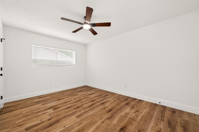 25915 Maplewood Drive, Spring, TX 77386