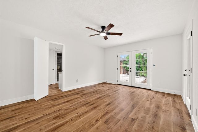 25915 Maplewood Drive, Spring, TX 77386