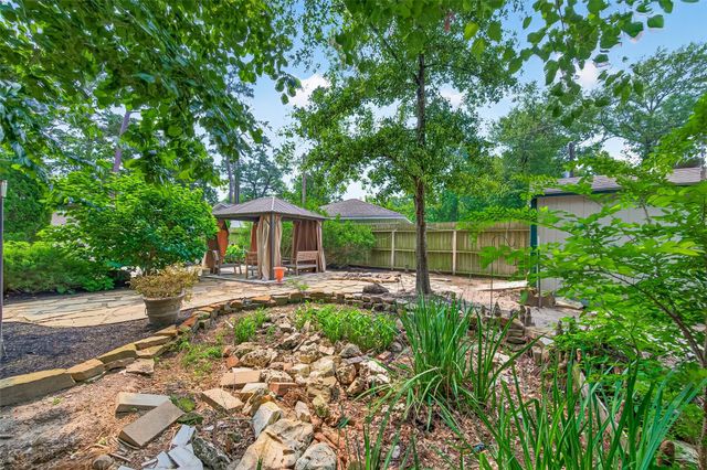 25915 Maplewood Drive, Spring, TX 77386