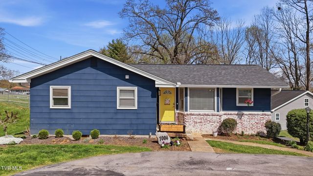1004 North Barton Street, Johnson City, TN 37604