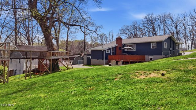 1004 North Barton Street, Johnson City, TN 37604