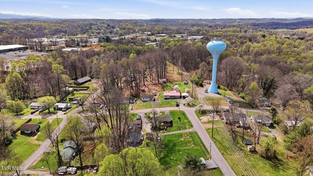 1004 North Barton Street, Johnson City, TN 37604